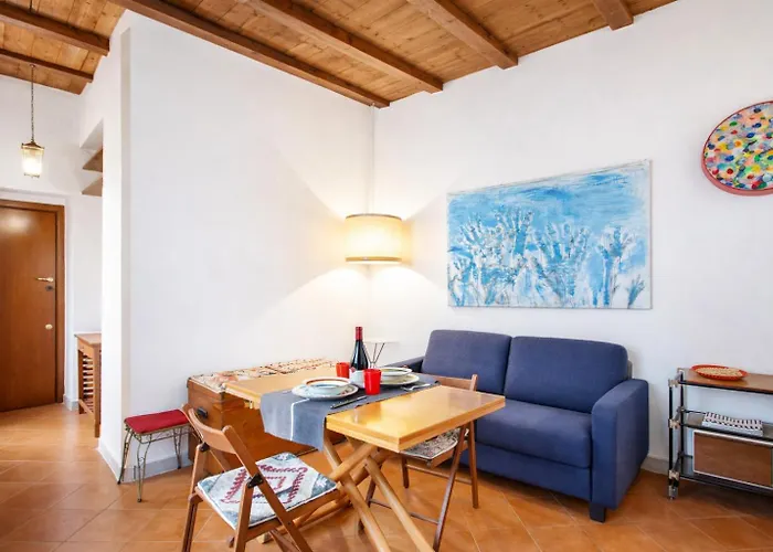 Apartment Santa Maria Maggiore - Monti District By Rhr Rome